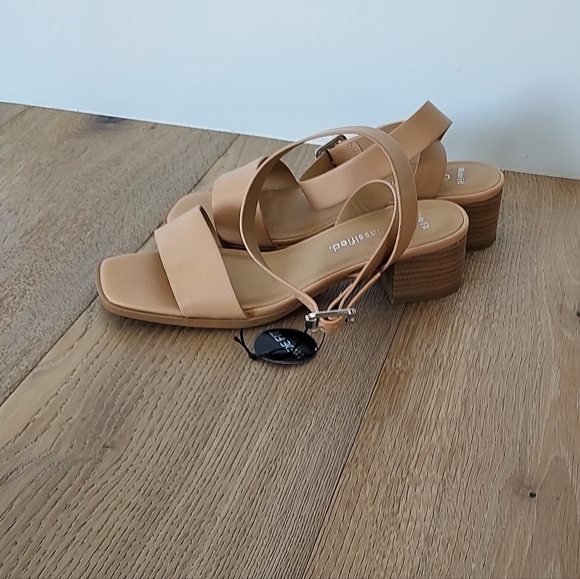 City Classified Strappy Block Heel 